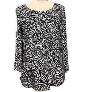 Chico’s Size 1 Zebra Print Top Black & White Ruched
